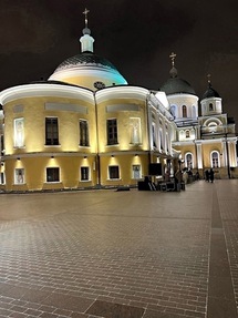 Покров Пресвятой Богородицы. К святым мощам  Матроны Московской