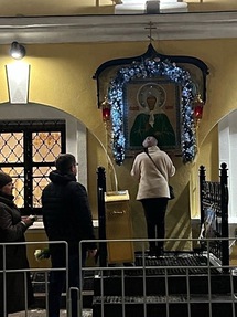 Покров Пресвятой Богородицы. К святым мощам  Матроны Московской