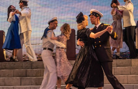 Спектакль «Севастопольский вальс»