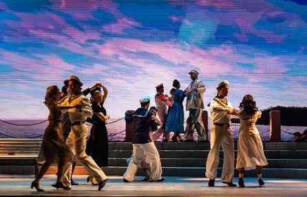 Спектакль «Севастопольский вальс»