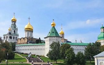 Лавра. Вифанский скит. Черниговский скит. Святой источник 