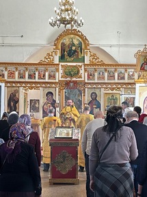 Берендеево. Ночная Литургия. Помолимся за Усопших сродников