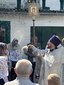 Храм Всех Святых . С Мини концертом 