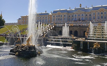 Санкт-Петербург, открытие фонтанов
